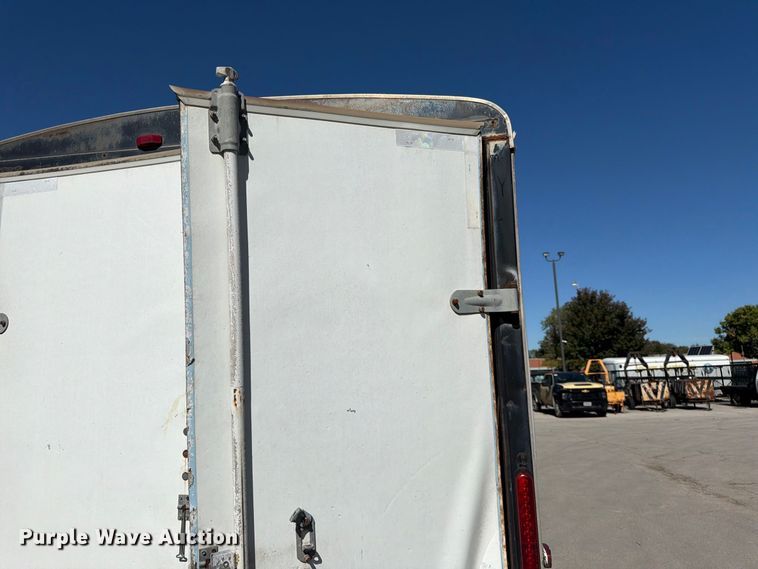 image for item FK3821 2006 Interstate West Corp ILRD716TA2 enclosed cargo trailer