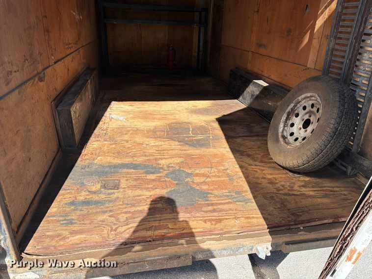 image for item FK3821 2006 Interstate West Corp ILRD716TA2 enclosed cargo trailer