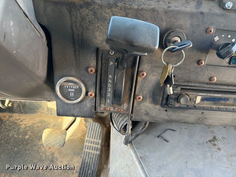 image for item FK3822 2008 Freightliner MT45 delivery truck