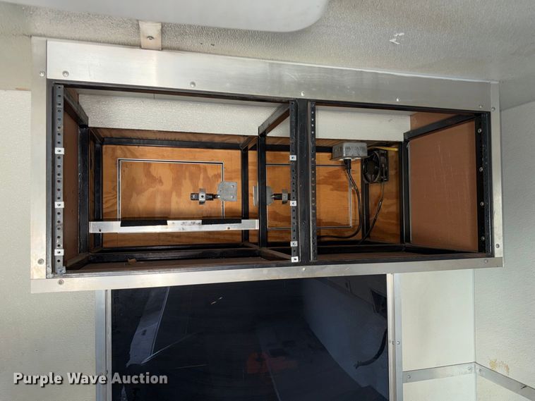 image for item FK3822 2008 Freightliner MT45 delivery truck