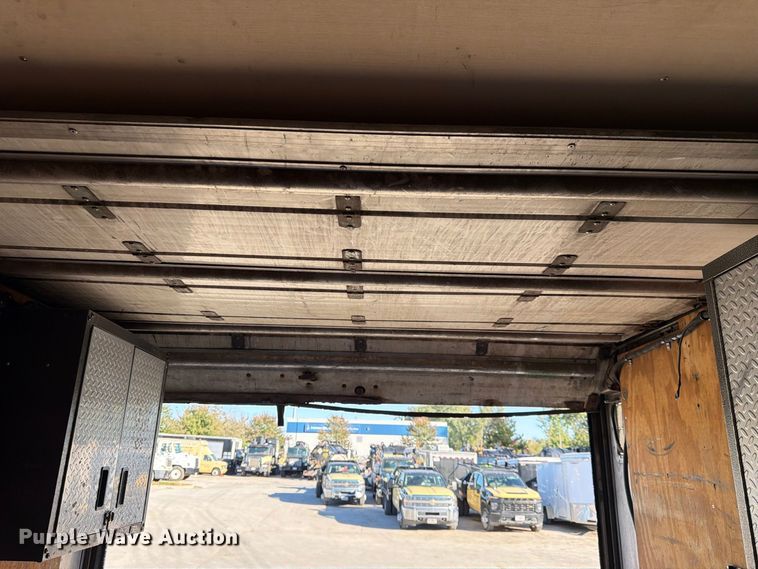 image for item FK3822 2008 Freightliner MT45 delivery truck