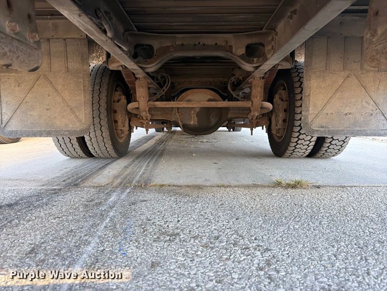 image for item FK3822 2008 Freightliner MT45 delivery truck