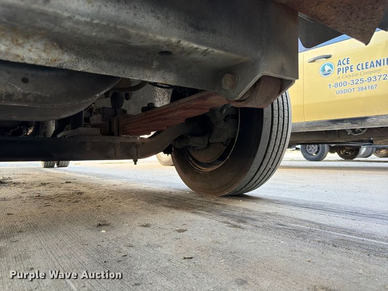 image for item FK3822 2008 Freightliner MT45 delivery truck