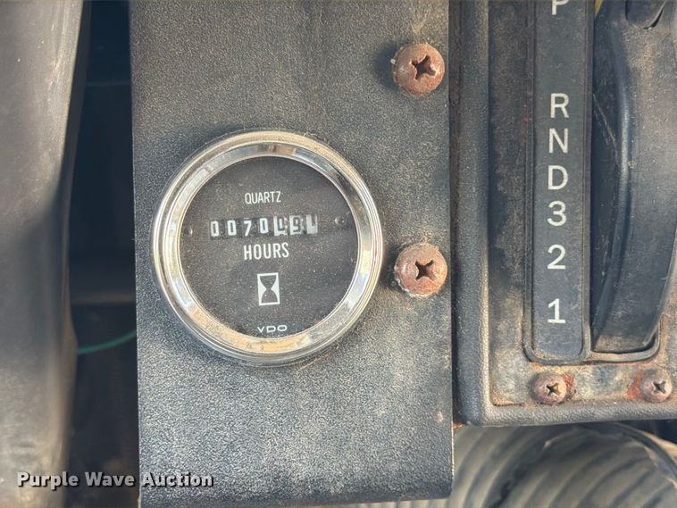 image for item FK3822 2008 Freightliner MT45 delivery truck