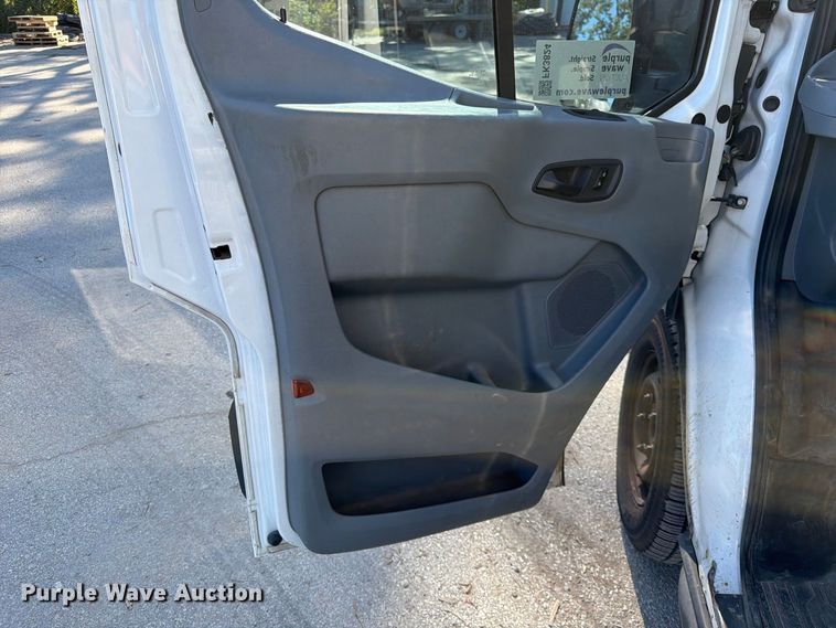 image for item FK3824 2015 Ford Transit 350 delivery van