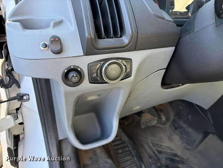 image for item FK3824 2015 Ford Transit 350 delivery van