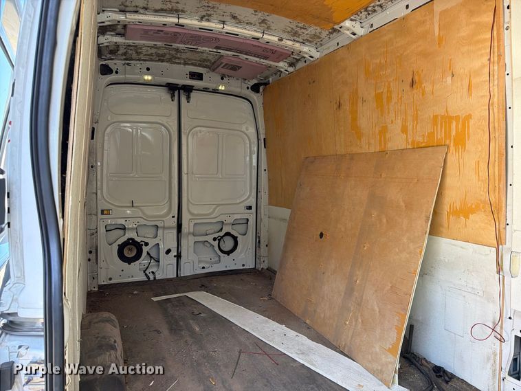 image for item FK3824 2015 Ford Transit 350 delivery van