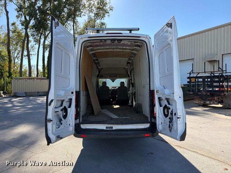 image for item FK3824 2015 Ford Transit 350 delivery van