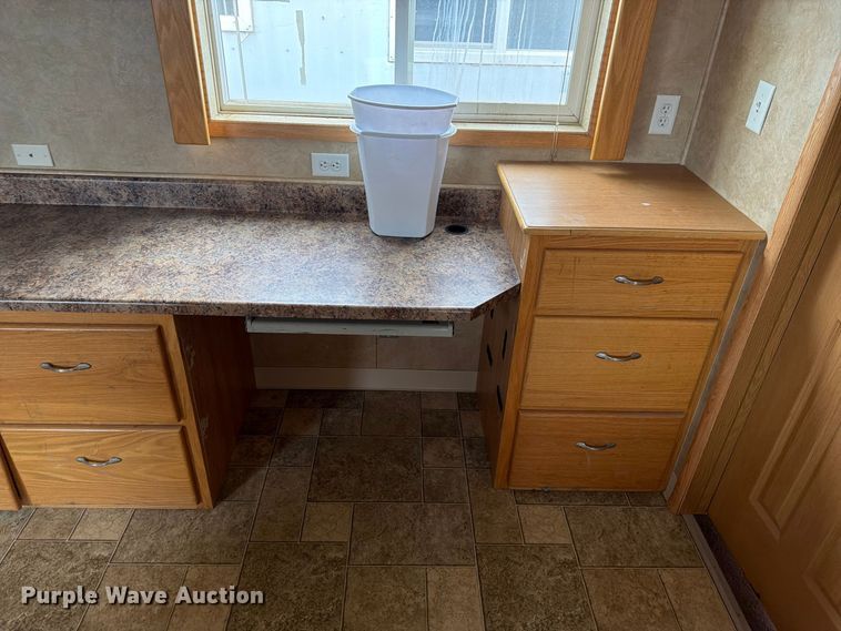 image for item FK4650 Skid mounted living quarters