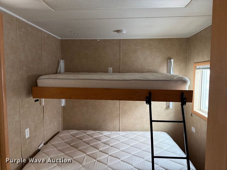image for item FK4650 Skid mounted living quarters