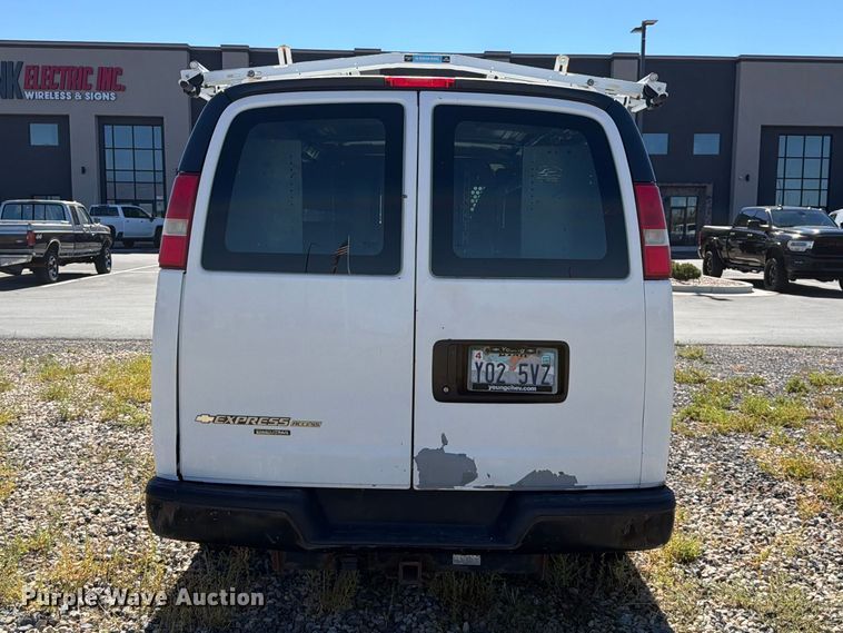 image for item FK4657 2012 Chevrolet Express 2500 delivery van