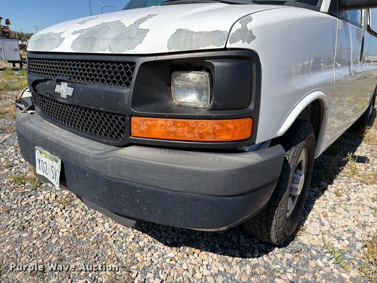 image for item FK4657 2012 Chevrolet Express 2500 delivery van