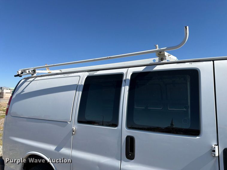 image for item FK4657 2012 Chevrolet Express 2500 delivery van