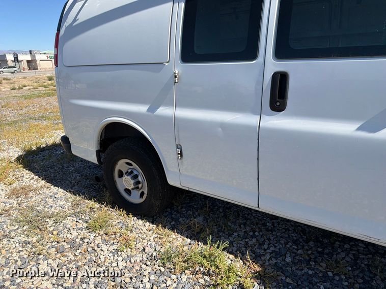 image for item FK4657 2012 Chevrolet Express 2500 delivery van