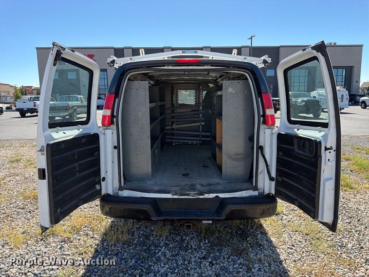 image for item FK4657 2012 Chevrolet Express 2500 delivery van
