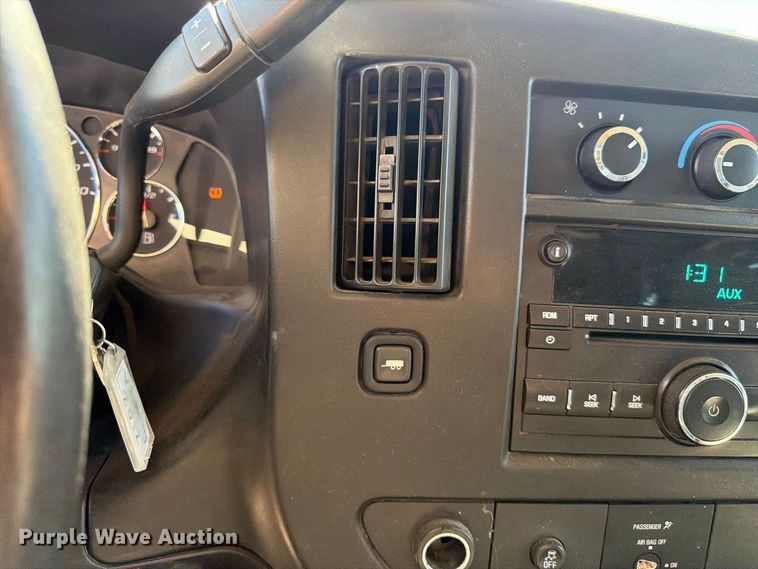 image for item FK4657 2012 Chevrolet Express 2500 delivery van