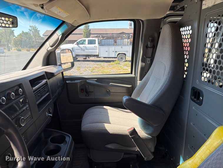 image for item FK4657 2012 Chevrolet Express 2500 delivery van