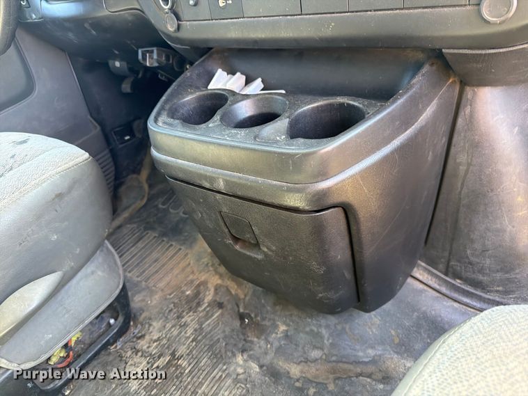 image for item FK4657 2012 Chevrolet Express 2500 delivery van