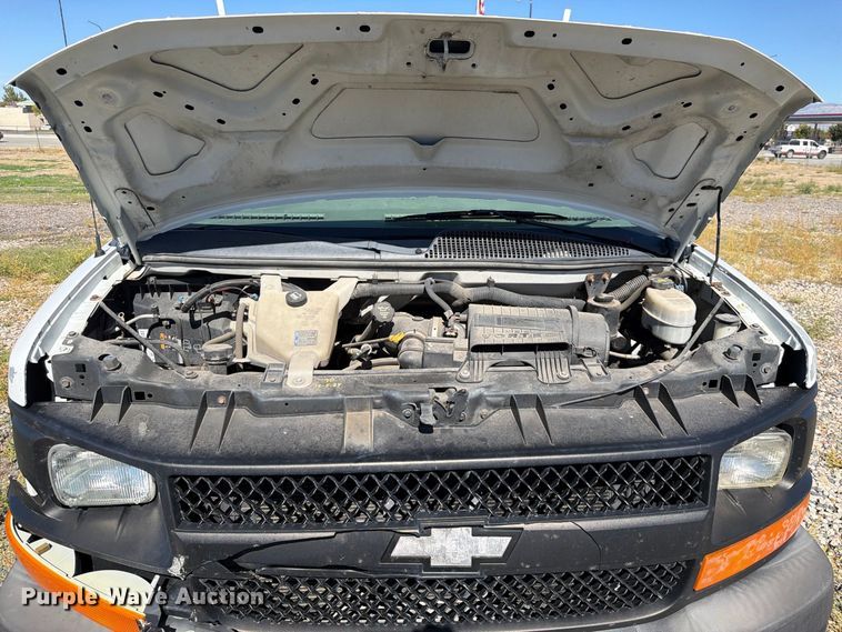 image for item FK4657 2012 Chevrolet Express 2500 delivery van