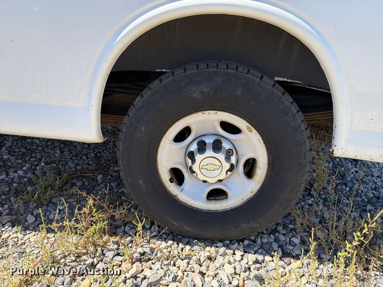 image for item FK4657 2012 Chevrolet Express 2500 delivery van