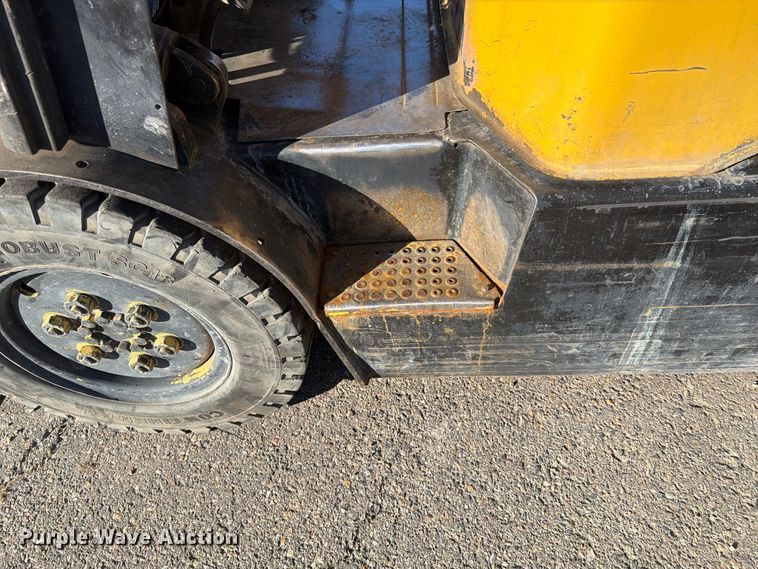 image for item FK4659 2005 Doosan G25P-3 forklift
