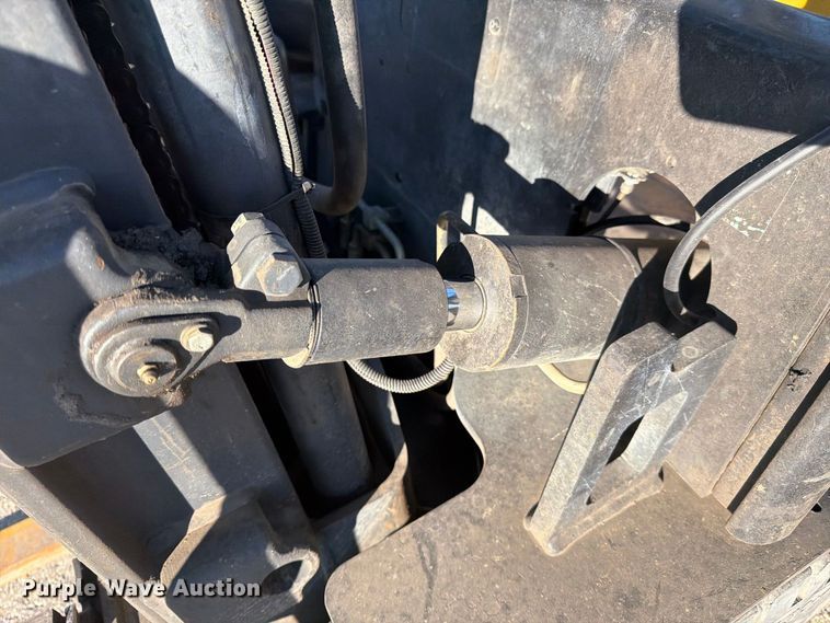 image for item FK4659 2005 Doosan G25P-3 forklift