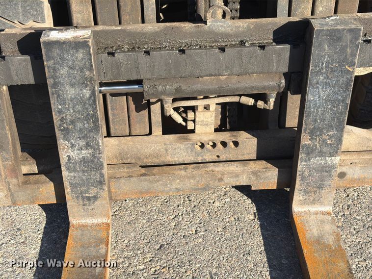 image for item FK4659 2005 Doosan G25P-3 forklift