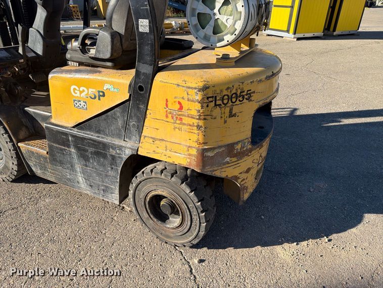 image for item FK4659 2005 Doosan G25P-3 forklift