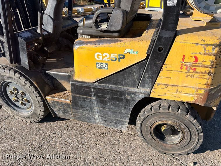 image for item FK4659 2005 Doosan G25P-3 forklift