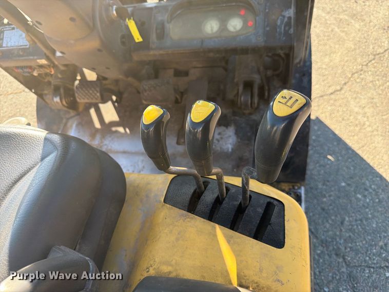 image for item FK4659 2005 Doosan G25P-3 forklift