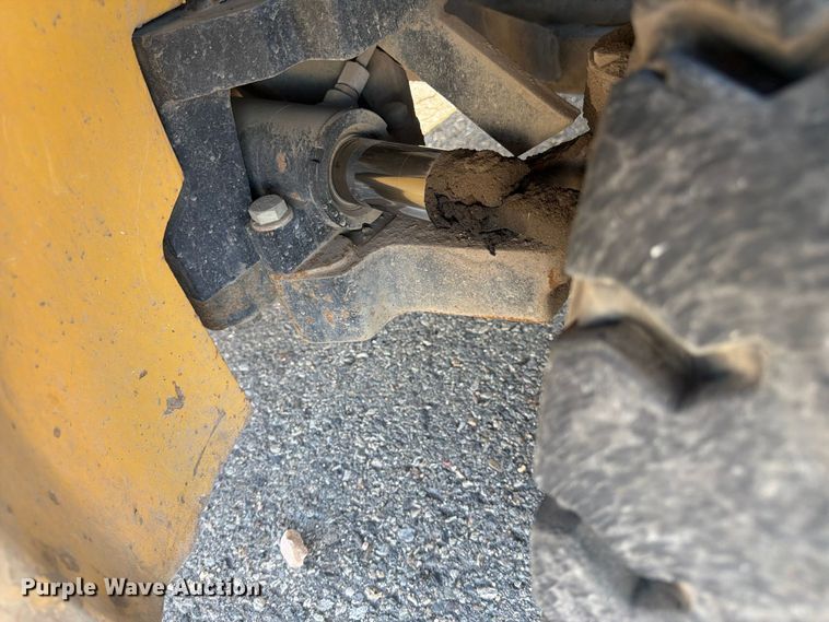 image for item FK4659 2005 Doosan G25P-3 forklift