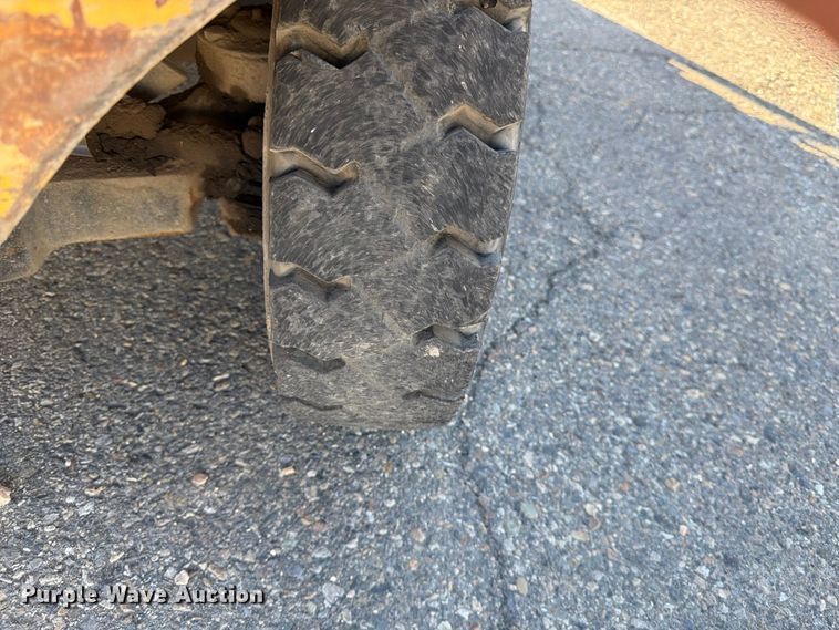 image for item FK4659 2005 Doosan G25P-3 forklift