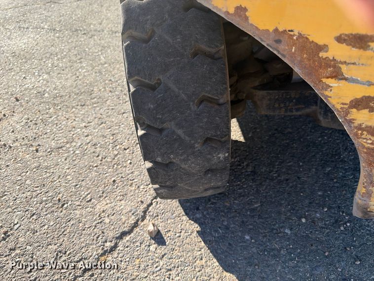 image for item FK4659 2005 Doosan G25P-3 forklift