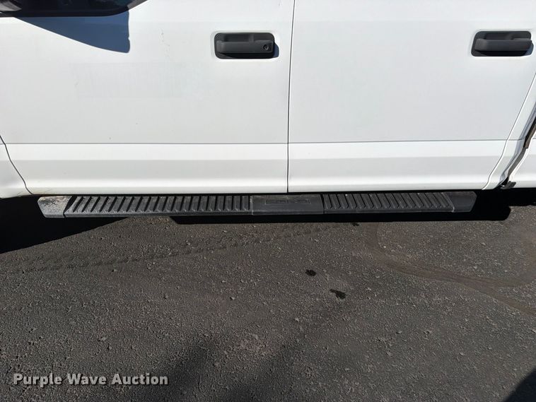 image for item FK4660 2020 Ford F150 Crew Cab pickup truck