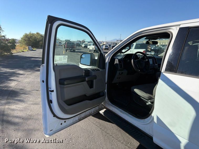 image for item FK4660 2020 Ford F150 Crew Cab pickup truck
