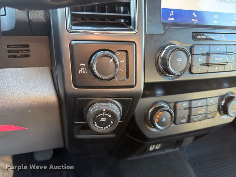 image for item FK4660 2020 Ford F150 Crew Cab pickup truck