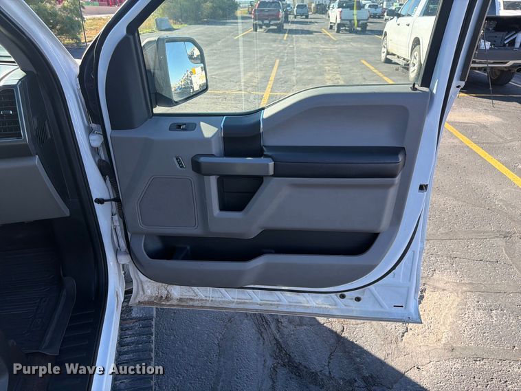 image for item FK4660 2020 Ford F150 Crew Cab pickup truck