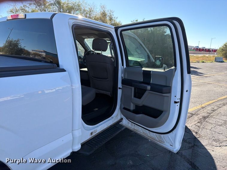 image for item FK4660 2020 Ford F150 Crew Cab pickup truck