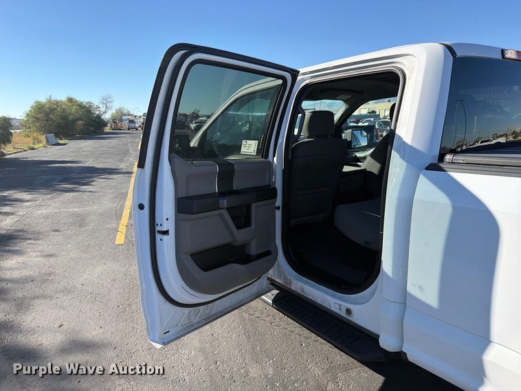 image for item FK4660 2020 Ford F150 Crew Cab pickup truck