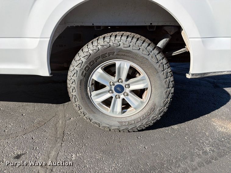 image for item FK4660 2020 Ford F150 Crew Cab pickup truck