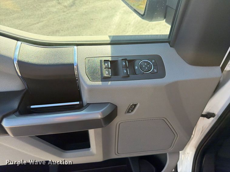 image for item FK4662 2020 Ford F150 Crew Cab pickup truck