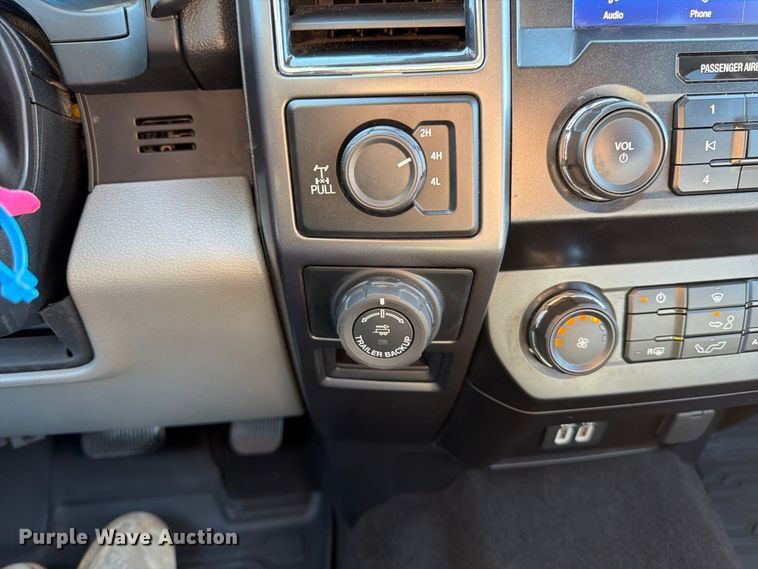 image for item FK4662 2020 Ford F150 Crew Cab pickup truck