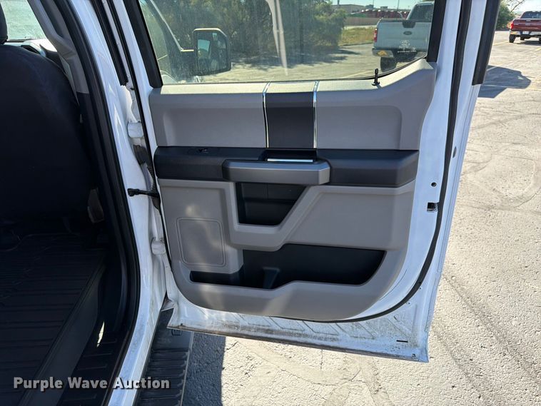 image for item FK4662 2020 Ford F150 Crew Cab pickup truck