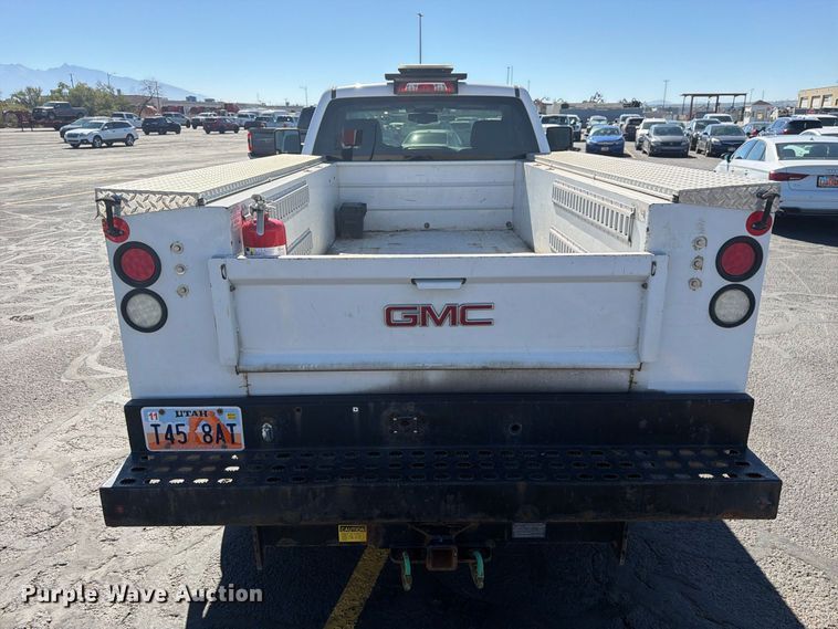 image for item FK4663 2016 GMC Sierra 2500HD utility bed pickup truck