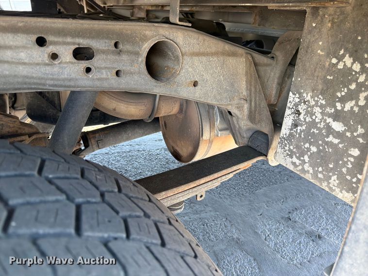 image for item FK4663 2016 GMC Sierra 2500HD utility bed pickup truck