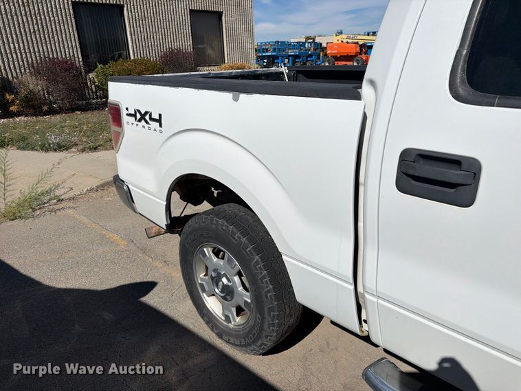 image for item FK4664 2013 Ford F-150 Crew Cab pickup truck