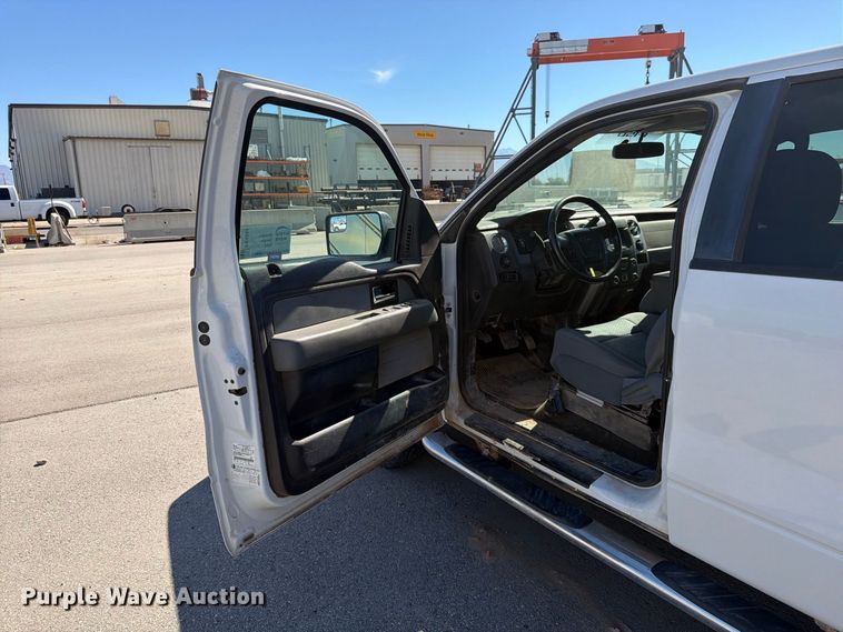 image for item FK4664 2013 Ford F-150 Crew Cab pickup truck