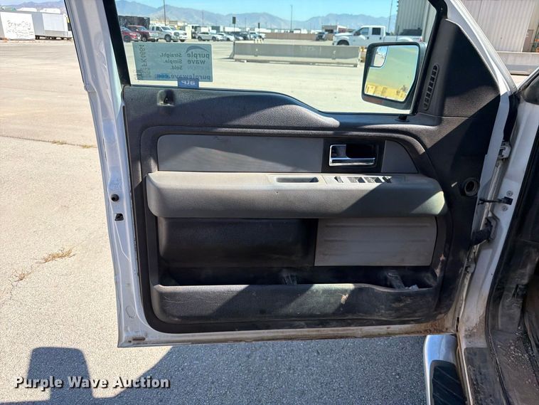 image for item FK4664 2013 Ford F-150 Crew Cab pickup truck