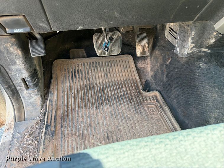 image for item FK4664 2013 Ford F-150 Crew Cab pickup truck