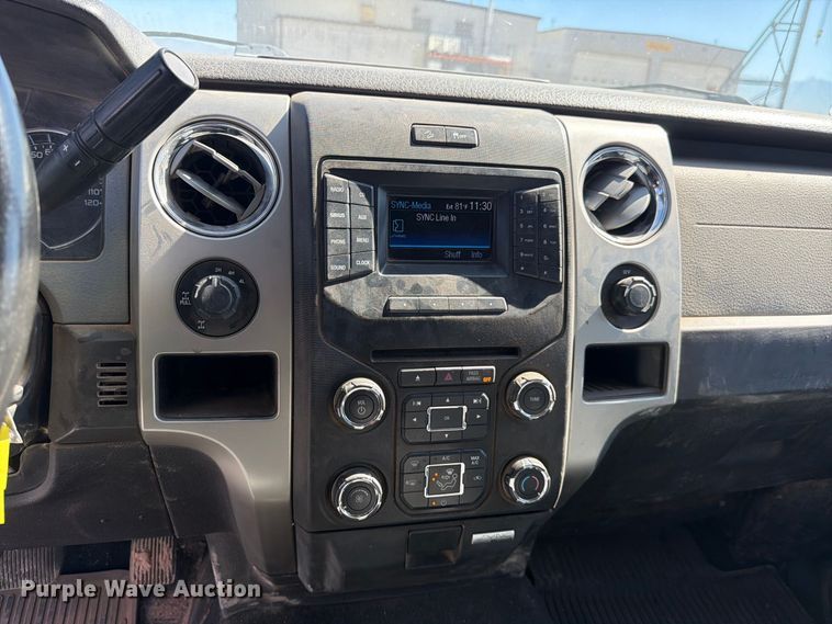 image for item FK4664 2013 Ford F-150 Crew Cab pickup truck